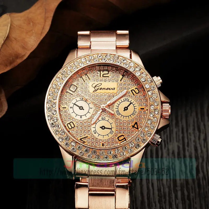 100Pcs/Lot Geneva Alloy Watch Luxury Gold Quartz Casual Watch Fashion Ladies Dress Wrist Watch Double Row Crystal Bling Watch